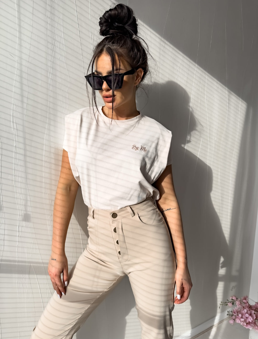 T-shirt COLLAR – jasny beż