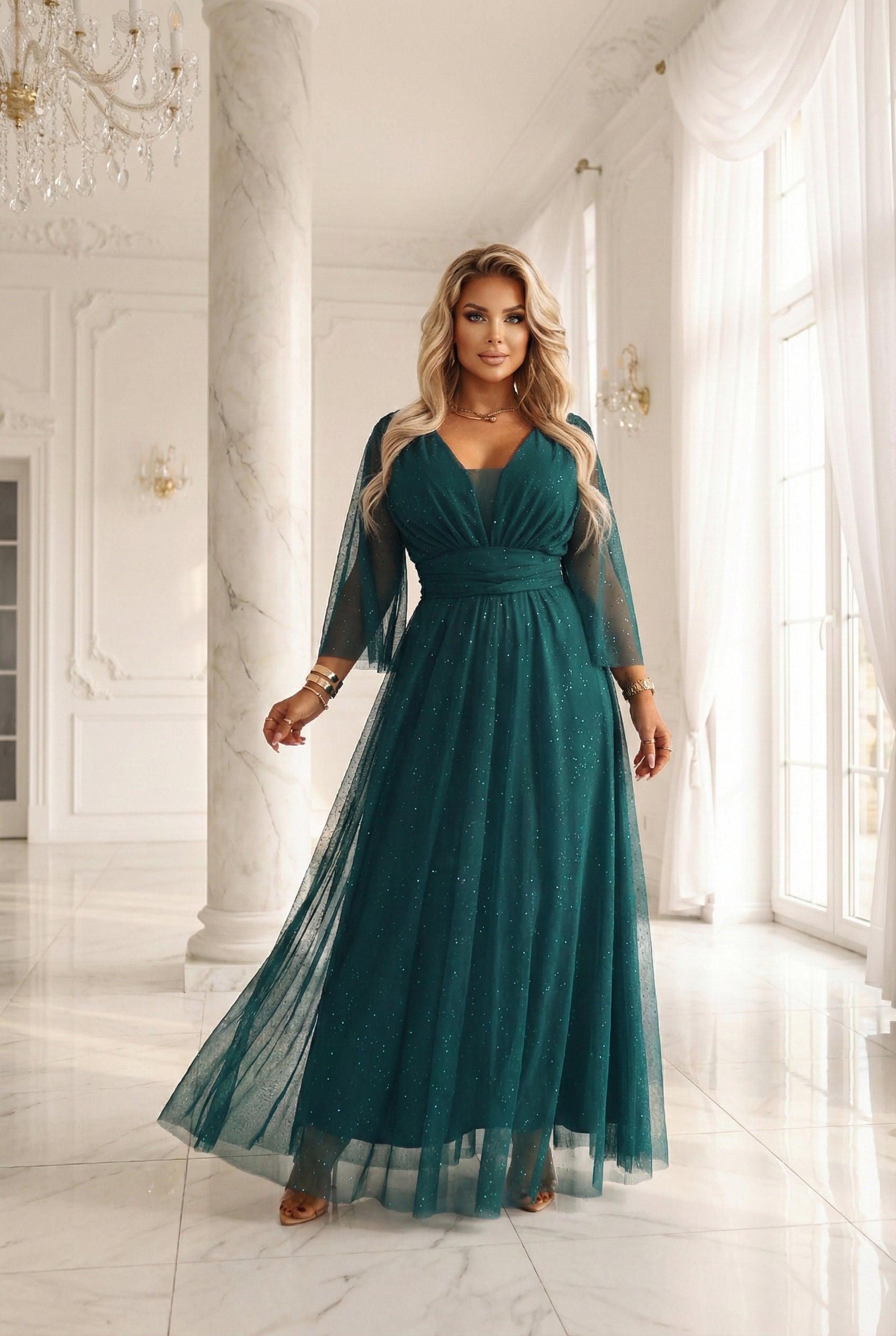 21195-11-654-1 Długa połyskująca sukienka plus size z dekoltem i transparentnym rękawkiem - zieleń butelkowa-11